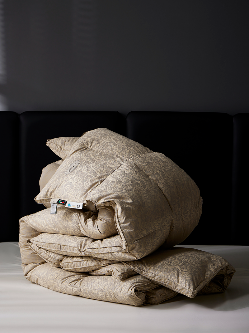 900 Loft Polish Royal Goose Down Duvet