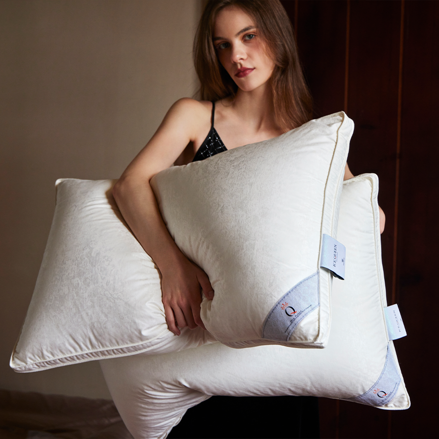 Silk Pure Iceland Goose Down Pillow