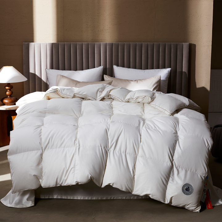 800 F.P Aurora Goose Down Duvet