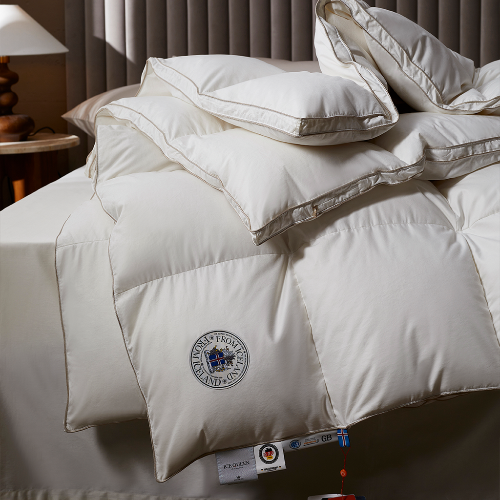 800 F.P Aurora Goose Down Duvet