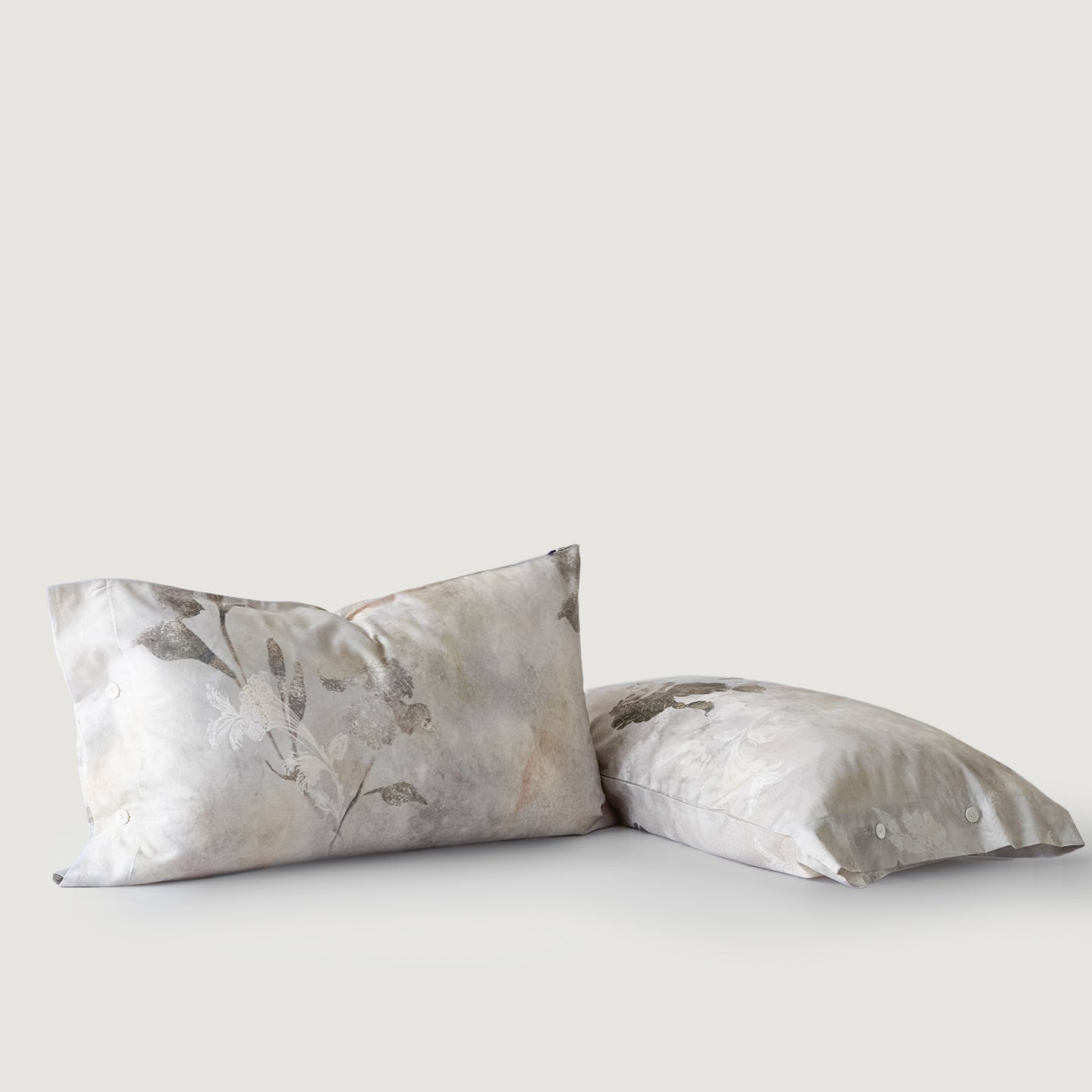 Luxe Lyocell & Cotton Pillowcase – Misty Floral