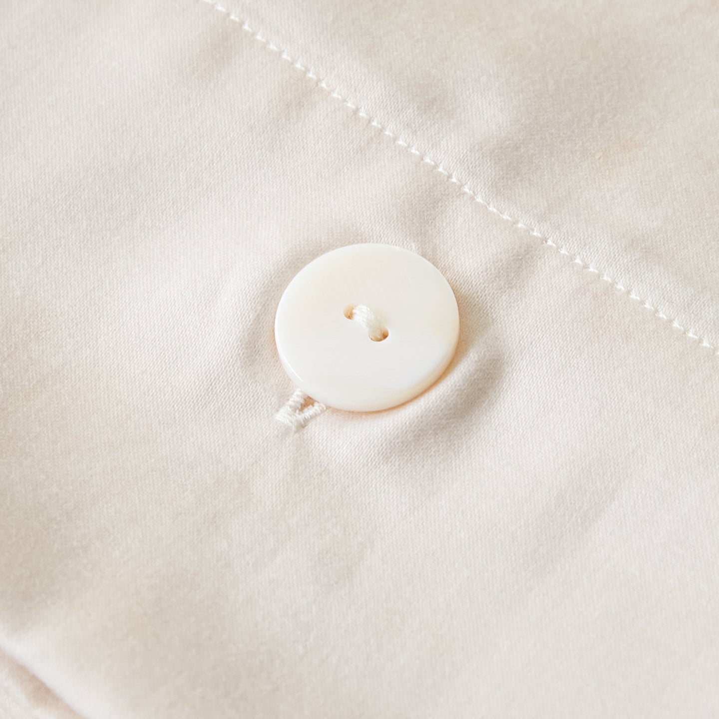 Luxe Lyocell & Cotton Pillowcase – Dotted Blossoms