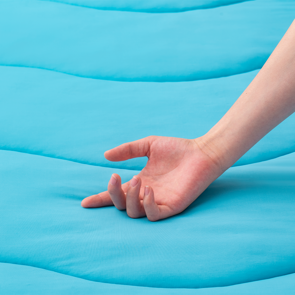 Chillwave™ Cooling Comforter
