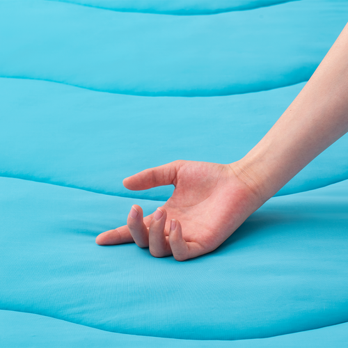 Chillwave™ Cooling Comforter