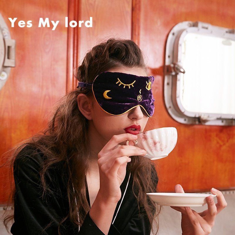 Velvet Silk Sleep Mask | Adjustable Light-Blocking