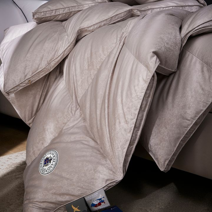 900 F.P Silk Iceland Goose Down Duvet - Grey