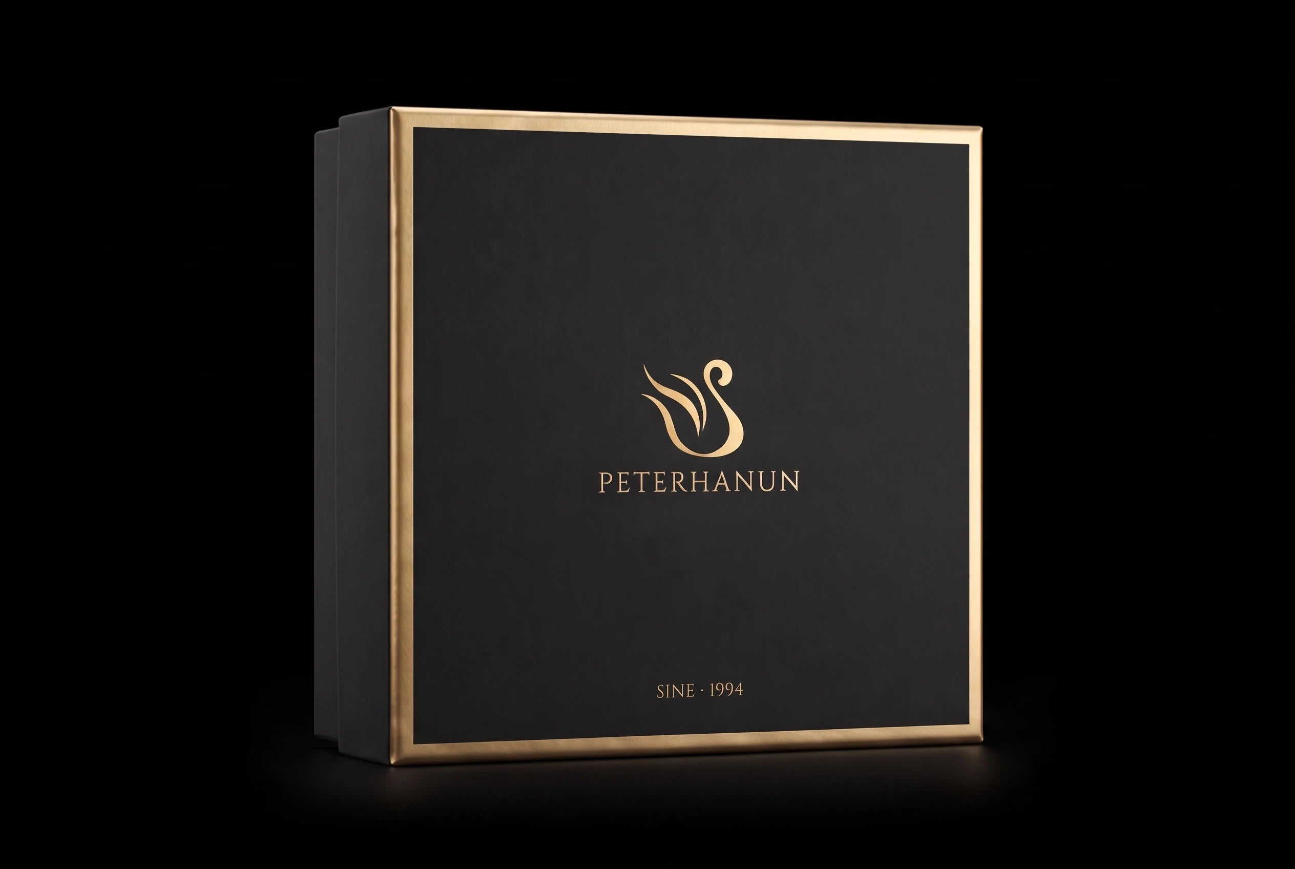 PETERHANUN black and gold gift box