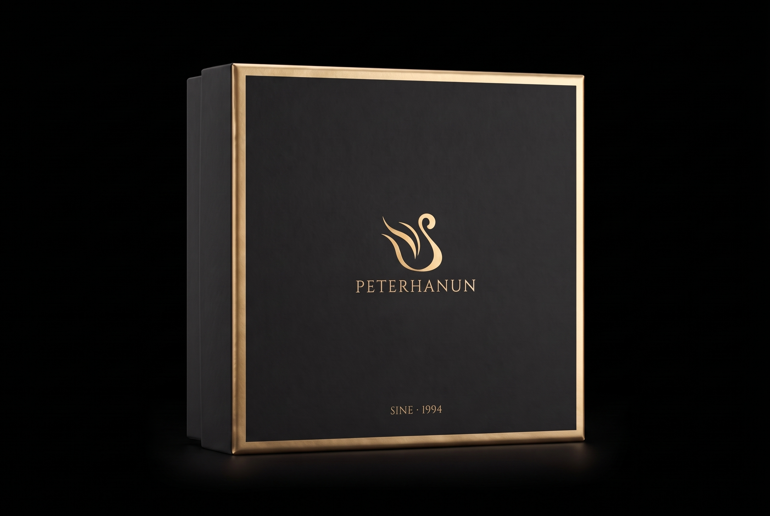 PETERHANUN black and gold gift box